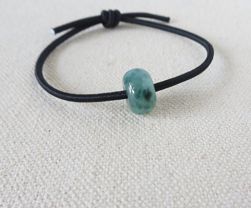 [Lucky Passepartout] Ice Floating Flower Jadeite Elastic Rope Bracelet TS10* to attract wealth and good luck in the Year of the Zodiac - สร้อยข้อมือ - เครื่องเพชรพลอย สีดำ