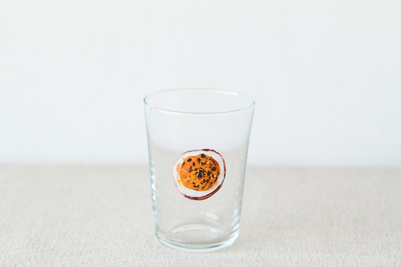 【+t企劃】水果玻璃杯-百香果半顆 - 杯/玻璃杯 - 玻璃 透明