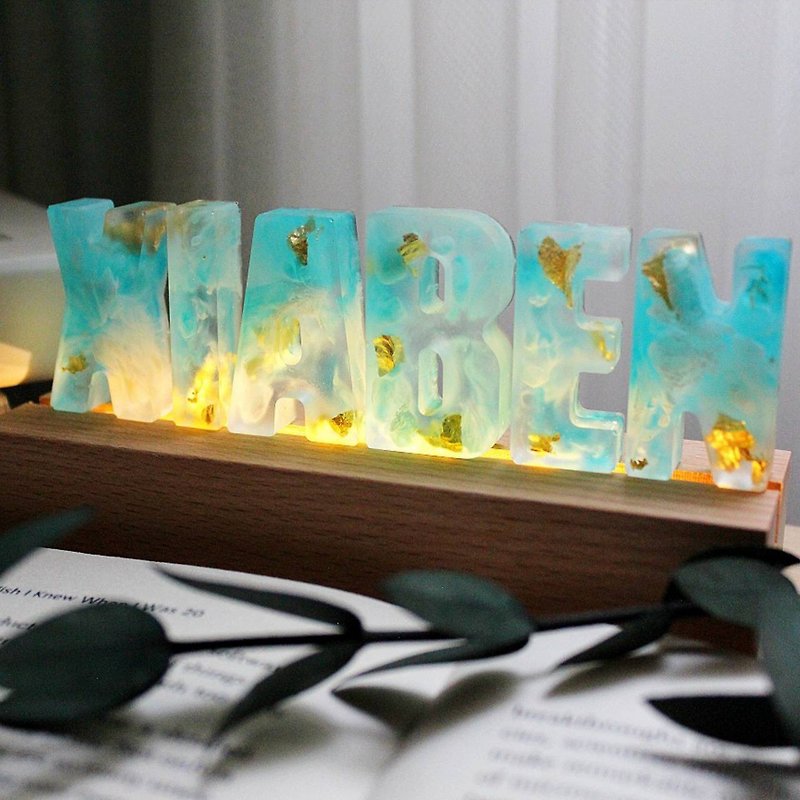 [Hand-made DIY material package] epoxy resin gold leaf smudged word night light