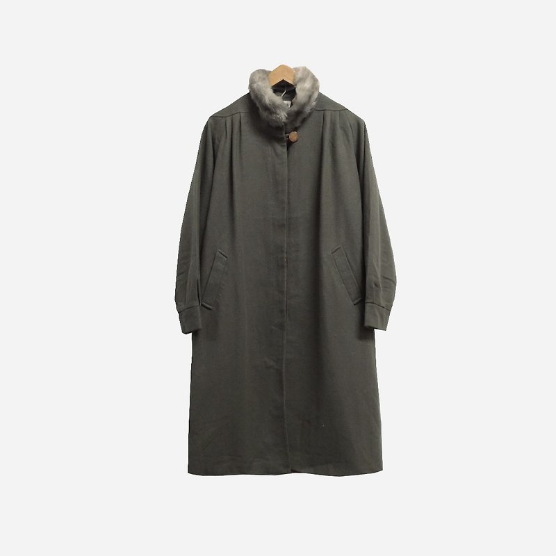 Dislocated vintage / detachable fur collar coat coat no.289 vintage - เสื้อแจ็คเก็ต - เส้นใยสังเคราะห์ สีเทา