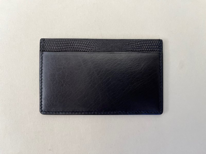 [Handmade in Japan] Genuine Leather Card Case (Black) Pass Case Pass Case Card Holder - ที่เก็บนามบัตร - หนังแท้ สีดำ