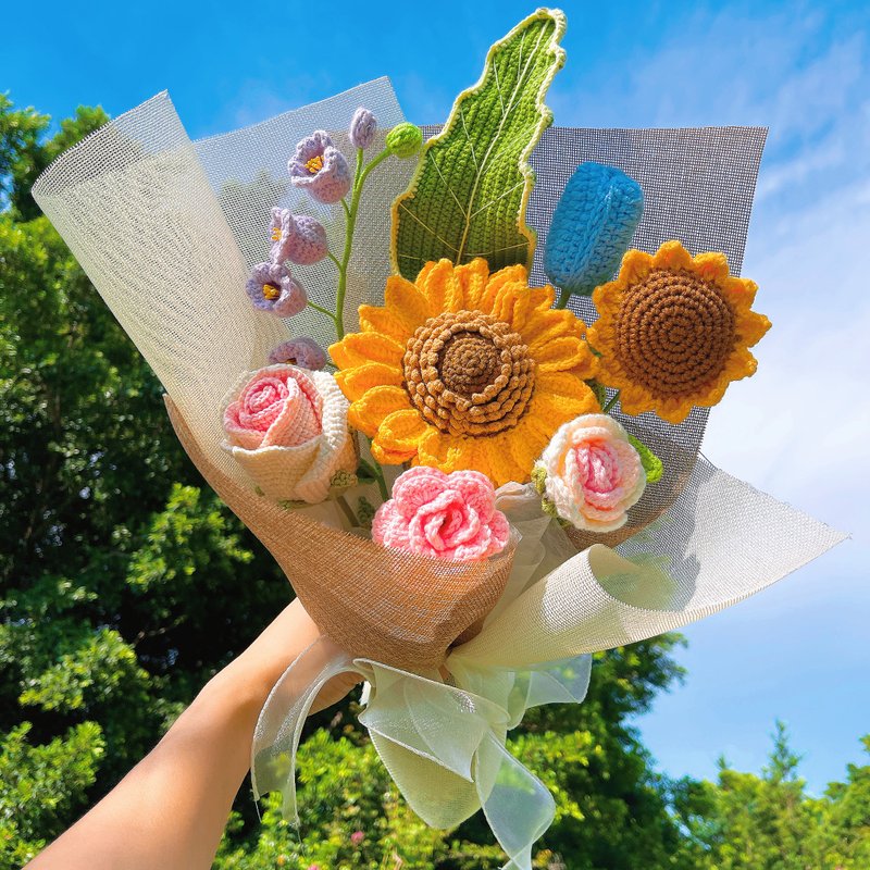 手作鉤織  花漾永恆花束 向日葵、淺紫鈴蘭、鬱金香、玫瑰 - 乾燥花/永生花 - 棉．麻 紫色