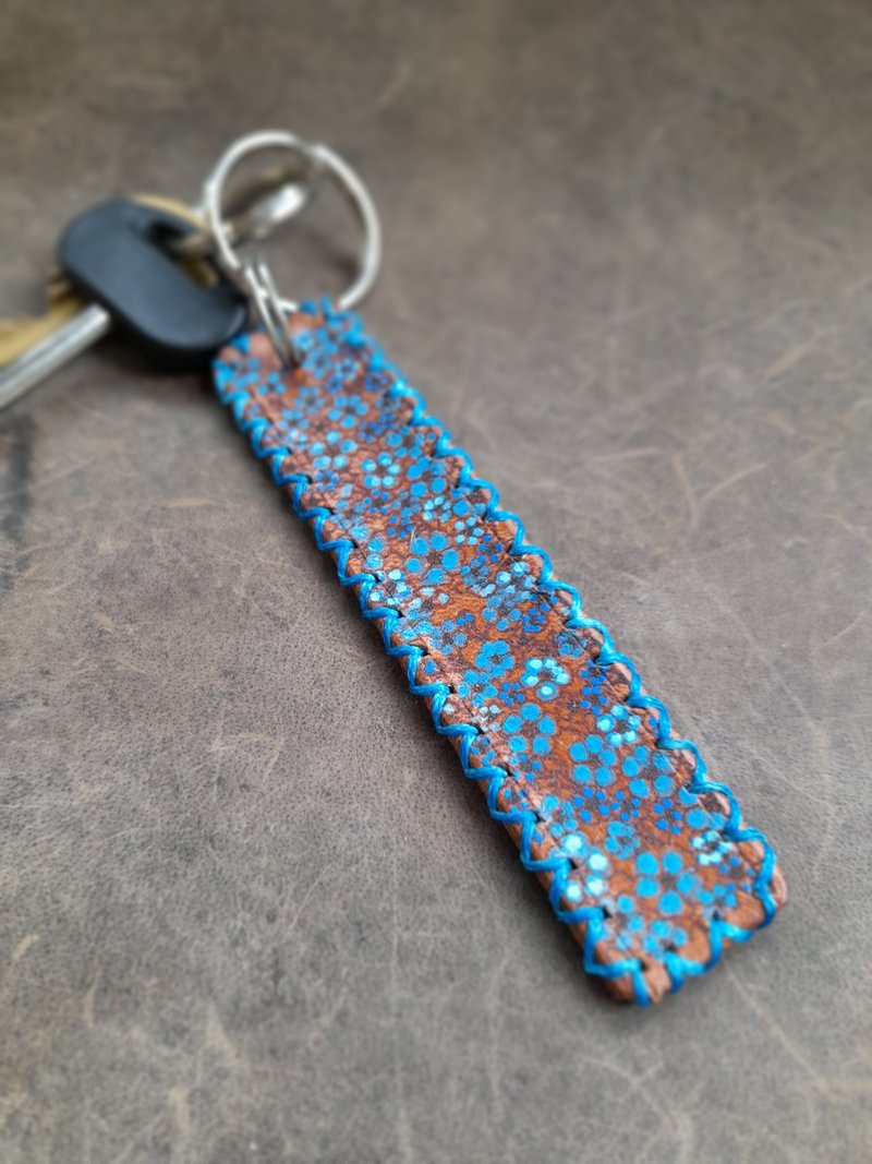 Floral Whisper Leather Keychain - Handpainted Bag Charm with Custom Text - 鑰匙圈/鑰匙包 - 真皮 多色