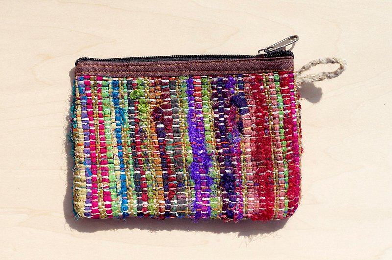 Limit a hand-woven wallet / storage bag / cosmetic bag / debris bag - cloth braid + hand twist yarn - กระเป๋าเครื่องสำอาง - ผ้าฝ้าย/ผ้าลินิน หลากหลายสี