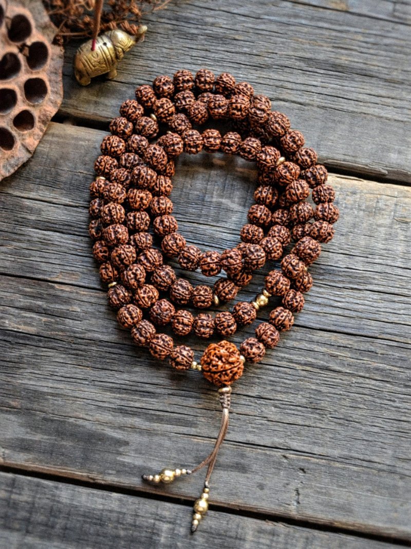 Rudraksha 108 Mala 與古魯珠用於冥想 - 項鍊 - 木頭 咖啡色