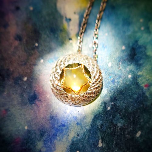 Tamasii Jewellery 人手批花 唐草圈 黃蛋白石星星 純銀吊墜 傳統工藝