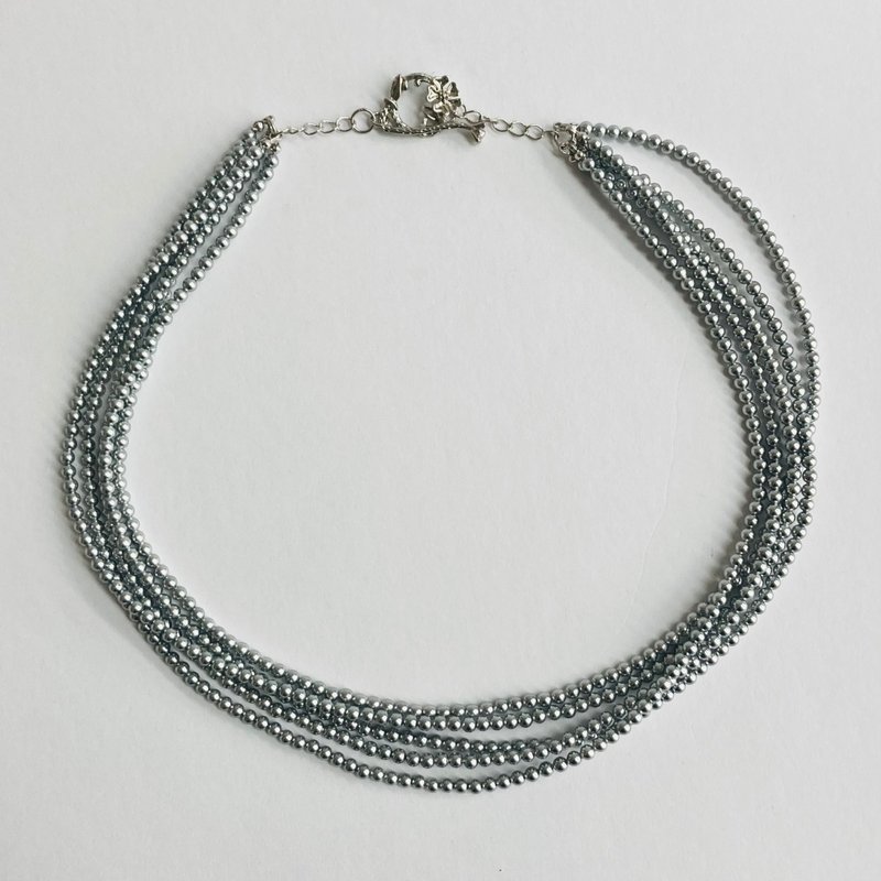 五層貝殼珍珠中長項鍊 / 約3mm，全長約50cm / 灰色 / 日本製造 - 項鍊 - 貝殼 灰色