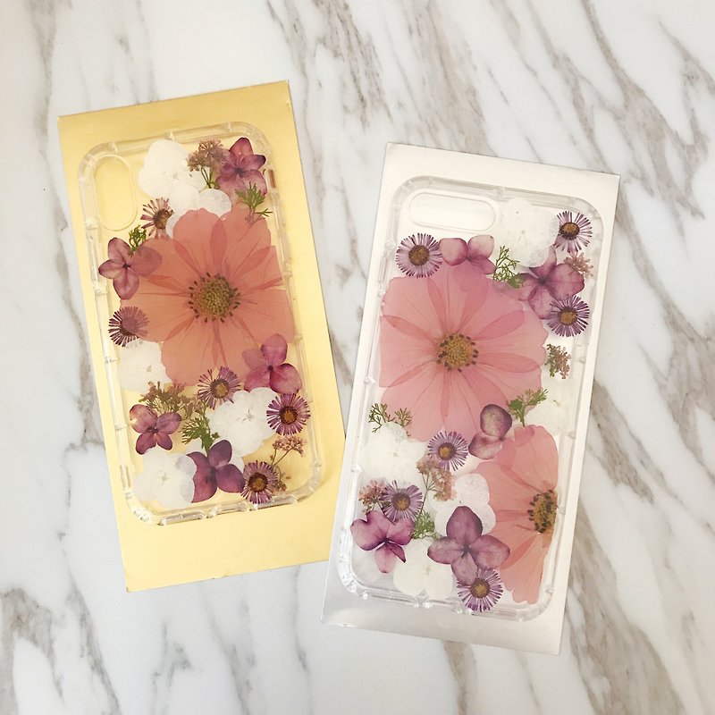 本物の花の花の携帯電話のシェルガーベラ針の菊の紫陽花のシリーズはカスタマイズすることができます - スマホケース - 寄せ植え・花 パープル