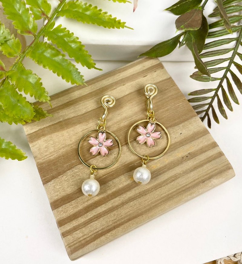 Blooming Magic Painless Clip-On/Pink Sakura - Earrings & Clip-ons - Other Metals 