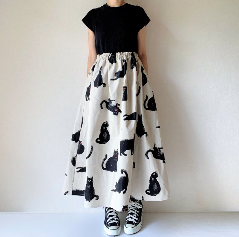 blackcats　long skirt　cotton linen  with pocket　white - Skirts - Cotton & Hemp White