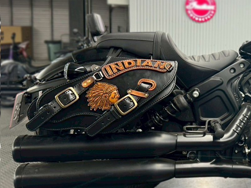 Motorcycle saddlebag - อื่นๆ - หนังแท้ สีดำ