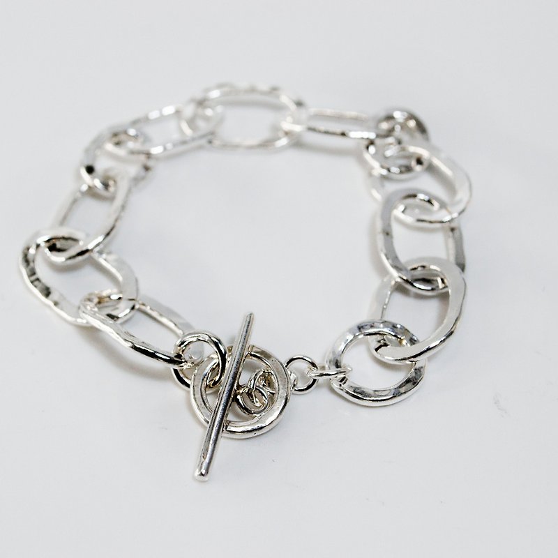 Beat texture handmade bracelet - Bracelets - Other Metals Silver