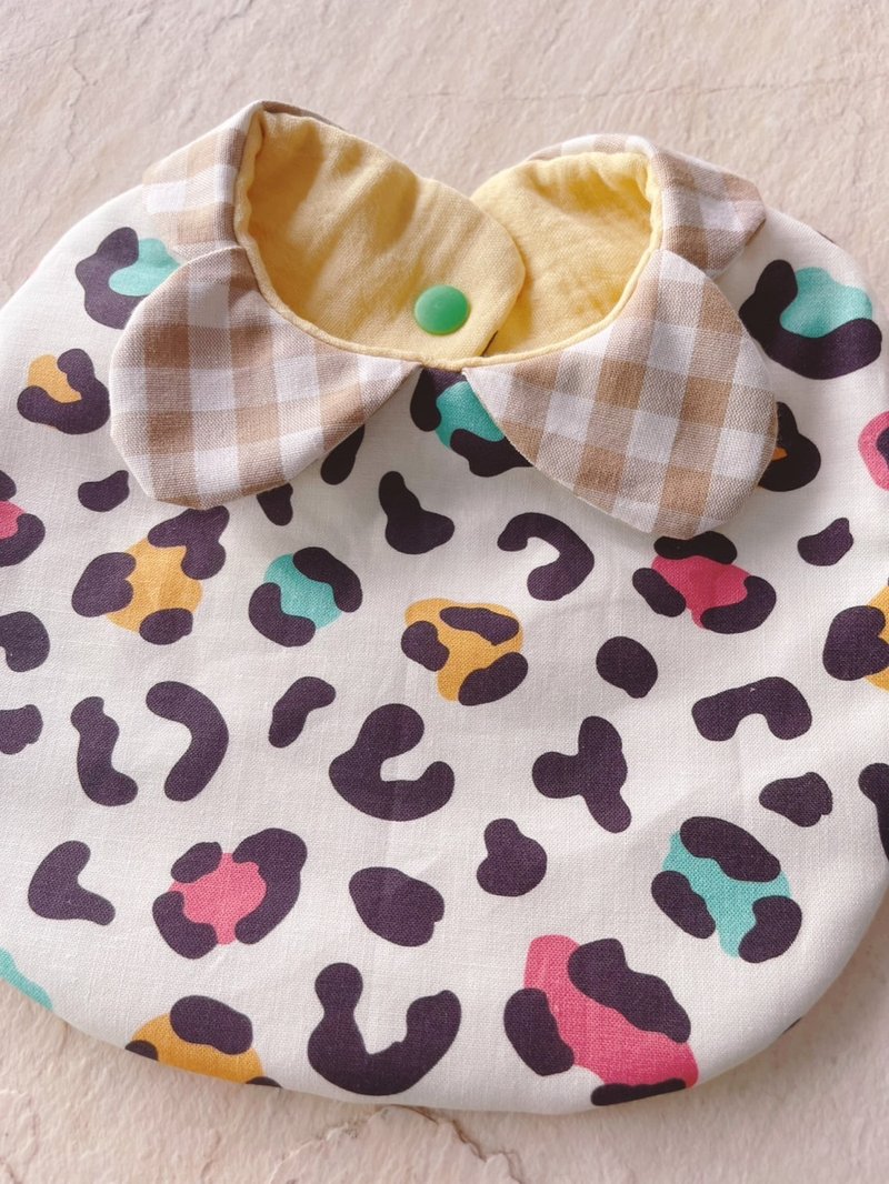 彩色豹紋。純棉六層紗蝴蝶領圍兜/可雙面用 - 圍兜/口水巾 - 棉．麻 多色