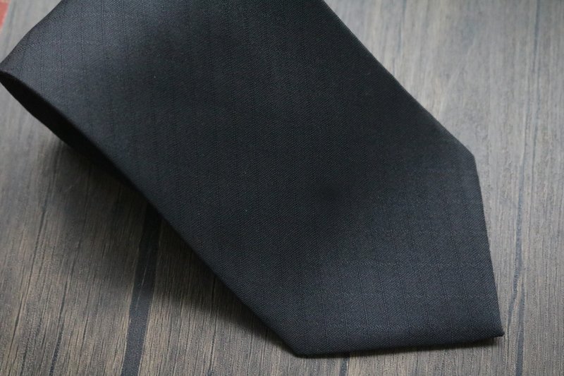 黑色暗紋真絲商務領帶紳士風度tie禮盒 - 領帶/領帶夾 - 絲．絹 黑色