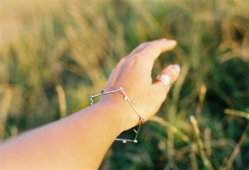 twig twig | Silver bracelet | Natural form - 手鍊/手鐲 - 其他金屬 銀色
