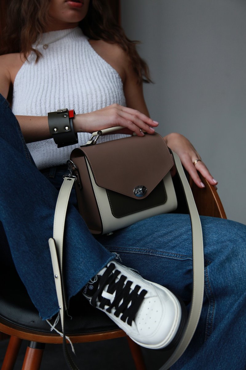 Leather shoulder bag, Small crossbody, Colorful purse, Top handle handbag - 手袋/手提袋 - 真皮 