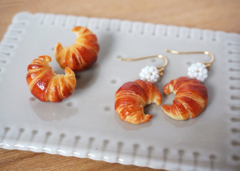 Happy croissant (croissant). Handmade earrings (in stock) - Earrings & Clip-ons - Resin Brown