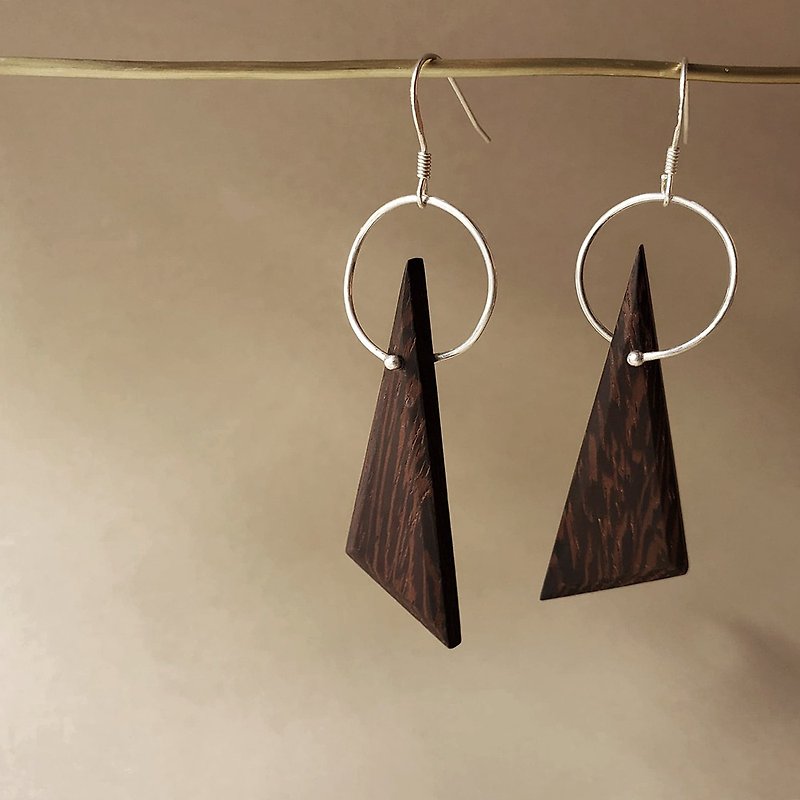 Log temperature/iron knife wood X sterling silver/ Silver earrings - Earrings & Clip-ons - Wood Brown