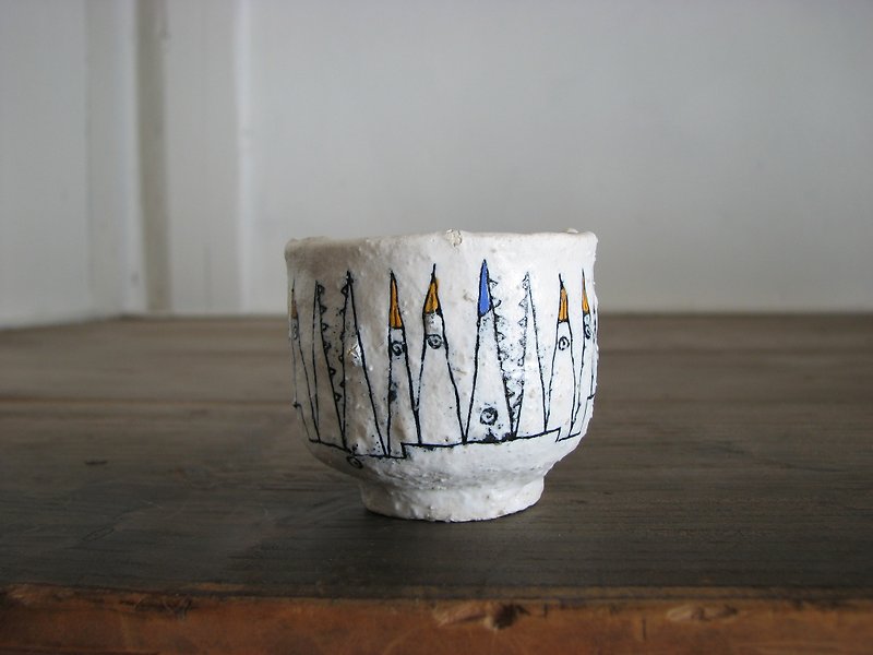 鳥ときどき　ぐい呑み - 花瓶・植木鉢 - 陶器 ホワイト