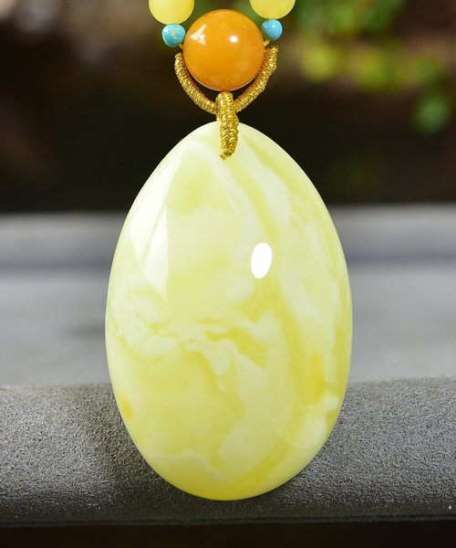 一念之間 精品天然俄料白蜜水滴吊墜 蠟脂濃鬱全品無瑕