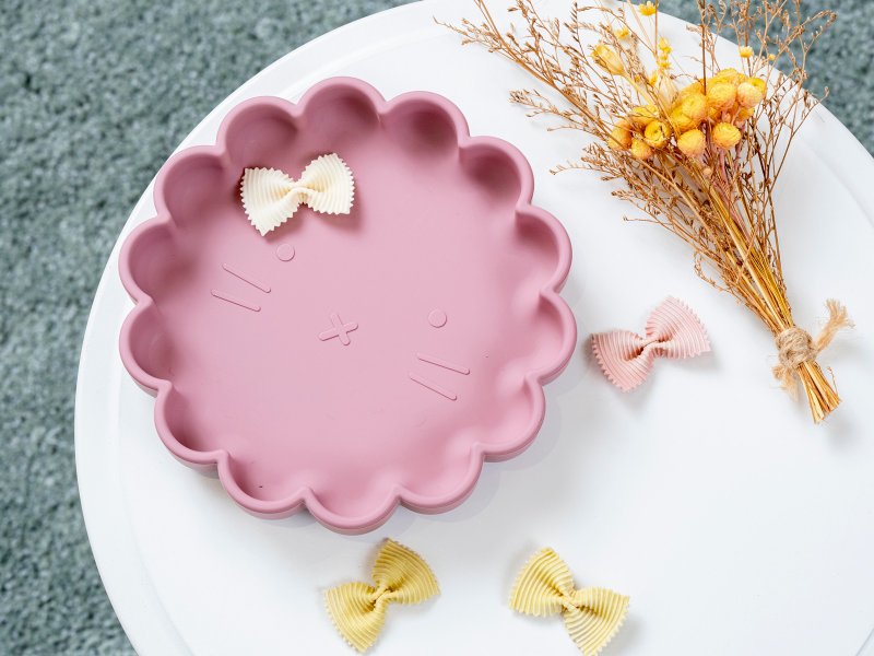 Pie Lion Silicone Dinner Plate - Pink - จานเด็ก - โลหะ สึชมพู