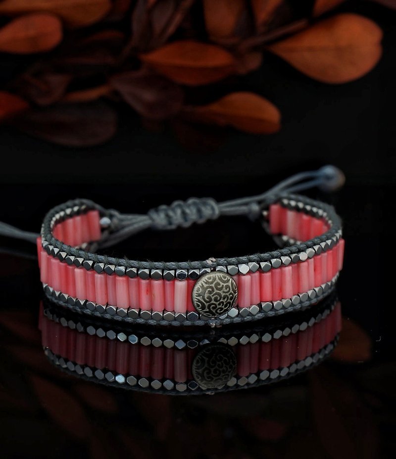 小柱管粉紅海竹珊瑚配赤鐵礦石索繩手錬 - 手鍊/手鐲 - 半寶石 粉紅色
