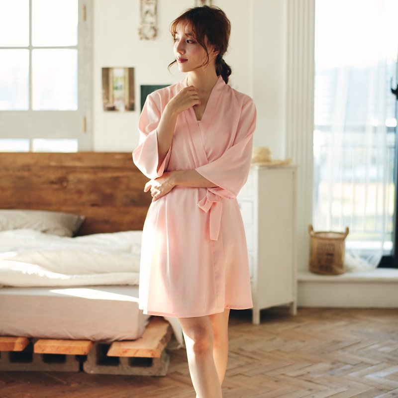 Honey親愛的冰絲緞晨袍-粉 - 睡衣/家居服 - 聚酯纖維 粉紅色
