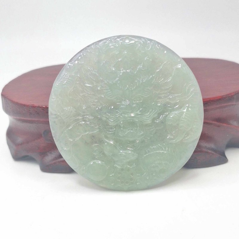 Ice-moist old rubber-feel finely carved dragon medal | Natural Burmese jade A grade jadeite - สร้อยคอ - หยก 