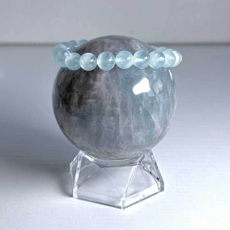 Strange aquamarine ball - ของวางตกแต่ง - คริสตัล สีน้ำเงิน