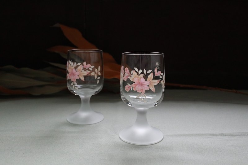 サンドブラスト杯 - 花の顔（刃物/古いもの/古いもの/ガラス/フィギュアの花/霧/小さなガラス） - ワイングラス・酒器 - ガラス ピンク