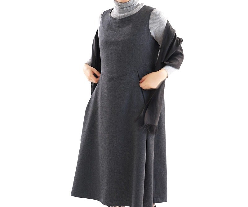 wool / dress / flare dress / midi dress / sleeveless / back fabric / a19-31 - One Piece Dresses - Other Materials Gray