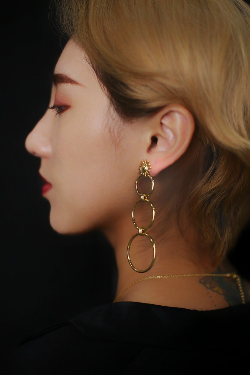 SecretFormula Prayer The Sun energy Earrings - ต่างหู - โลหะ 