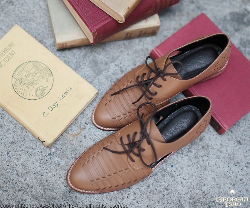 GT駝色鏤空編織涼鞋 - 涼鞋 - 真皮 咖啡色