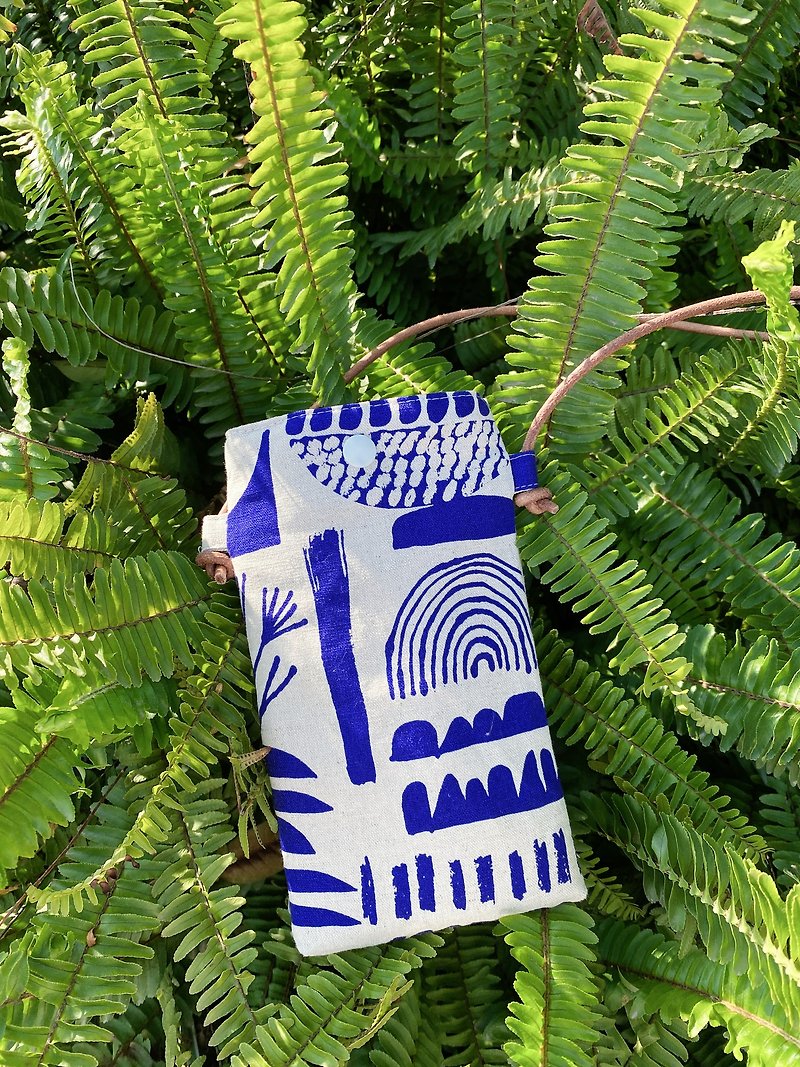 手作斜挎手機包 隨身便攜 雜物包 客制化設計 隨身包 - 手機殼/手機套 - 棉．麻 藍色