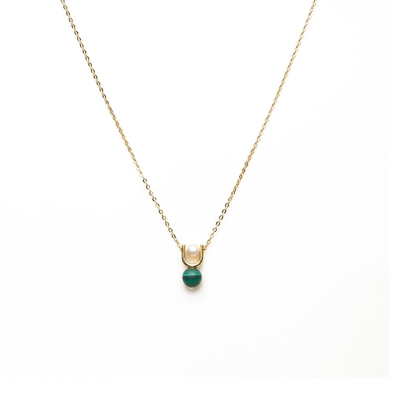 Rainbow Stone Pearl Necklace Rina Green Malachite Necklace - สร้อยคอ - เงินแท้ สีทอง