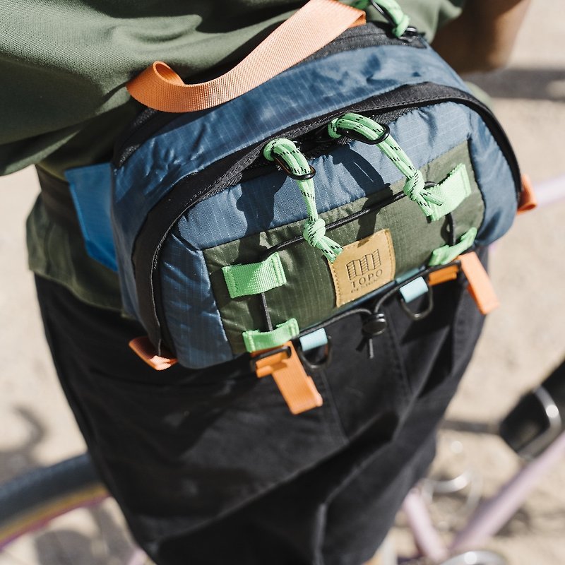 Mountain Hip Pack ウエストバッグ サイドバックパック - ショルダーバッグ - ナイロン 多色