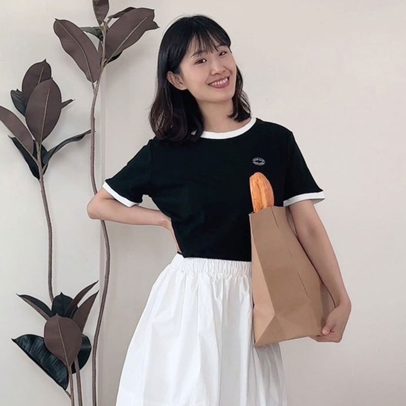 witharch撞色邊基礎T恤-黑 - 女 T 恤 - 棉．麻 黑色