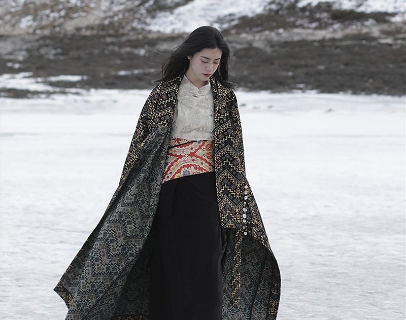 Yangzhen New Chinese Retro Tibetan Clothes Retro Linen and Linen Button Top - Women's Tops - Other Materials White