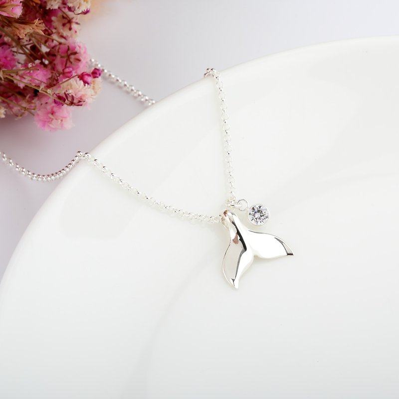 Mermaid's tears Whale tail s925 sterling silver necklace Valentine Day gift - สร้อยคอ - เงินแท้ สีเงิน