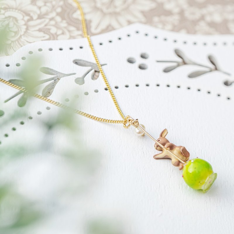 Happy Easter Candy Apple Milk Chocolate Rabbit Necklace - Necklaces - Plastic Green