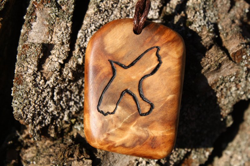 Pendant Bird ART Spiritual development Spiritual growth Birch burl wood Talisman - สร้อยคอ - ไม้ 