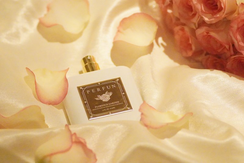 【Gift Exchange】Florence Garden Floral Body Essential Oil | Awaken Positive Energy & High Confidence - ผลิตภัณฑ์บำรุงผิว/น้ำมันนวดผิวกาย - แก้ว 