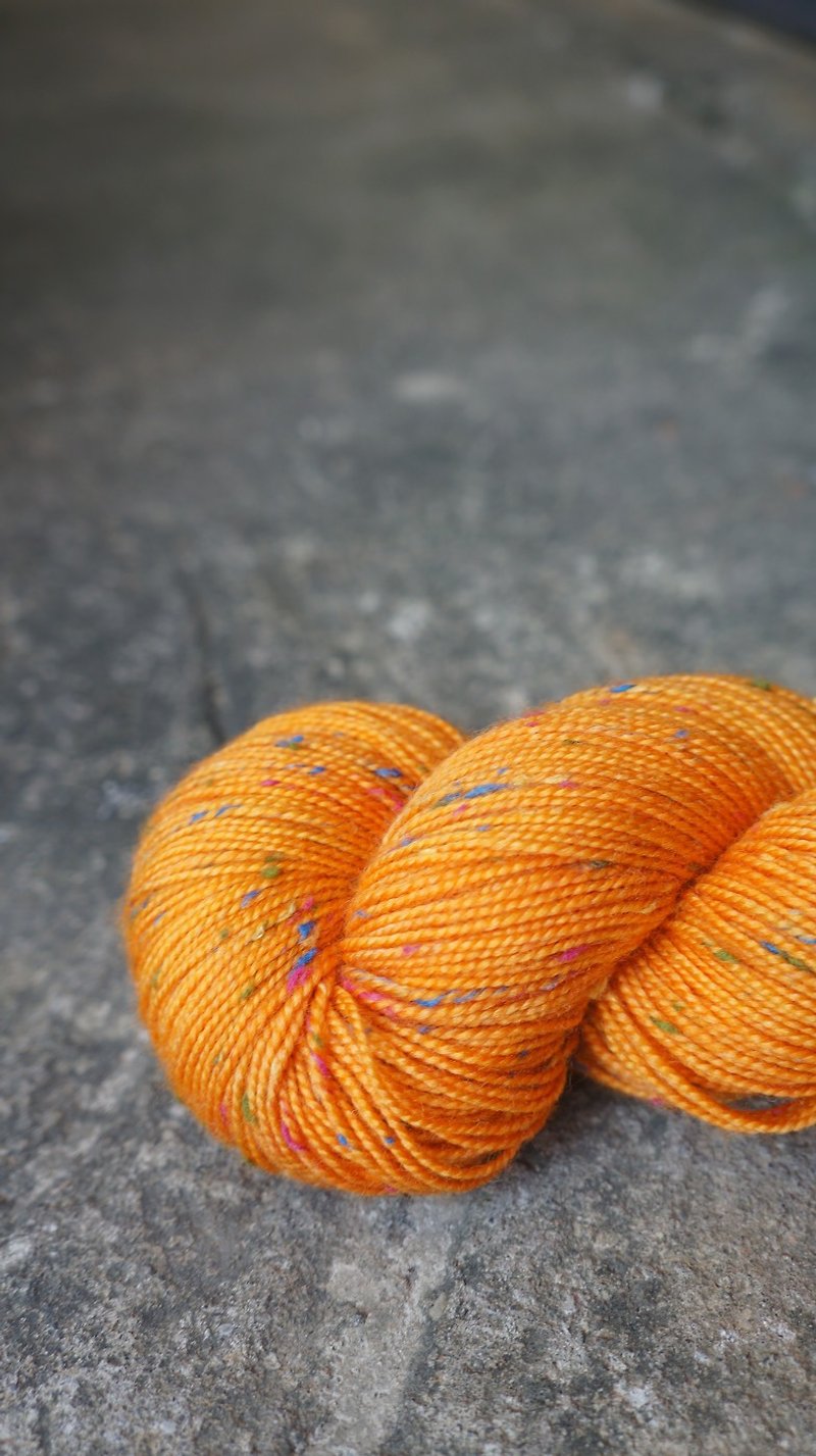 Hand dyed thread. Sunshine (crust) - Knitting, Embroidery, Felted Wool & Sewing - Wool 