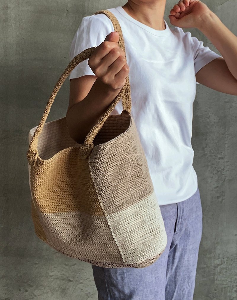 Plain woven shoulder bag - กระเป๋าแมสเซนเจอร์ - ผ้าฝ้าย/ผ้าลินิน 