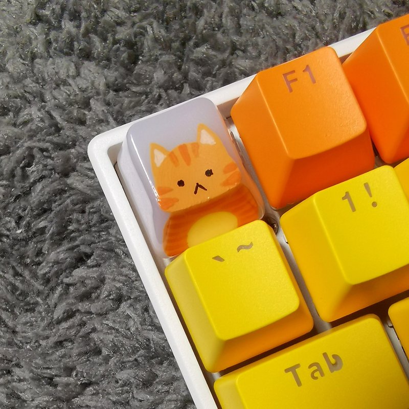 OEM keycap White Belly Orange Cat - Computer Accessories - Plastic Orange