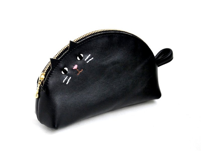 Cat-shaped pouch　Black cat - Toiletry Bags & Pouches - Genuine Leather Black