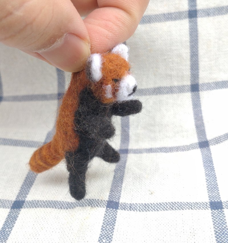 Needle Felt Animal Red Panda Keyring - Other - Wool Orange