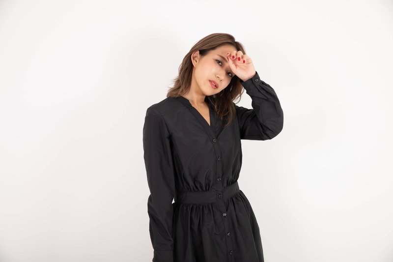 skipper shirt gathered dress BLK　made in Japan - ชุดเดรส - ไฟเบอร์อื่นๆ สีดำ