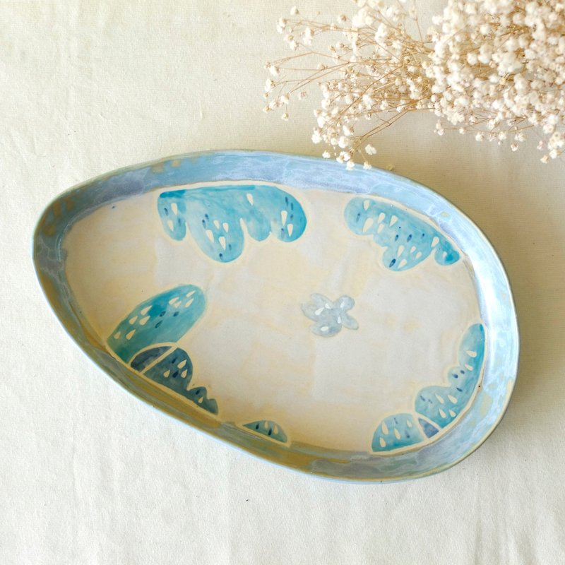 山木の水滴形状の皿/セラミックプレート/フルーツプレート - 皿・プレート - 陶器 