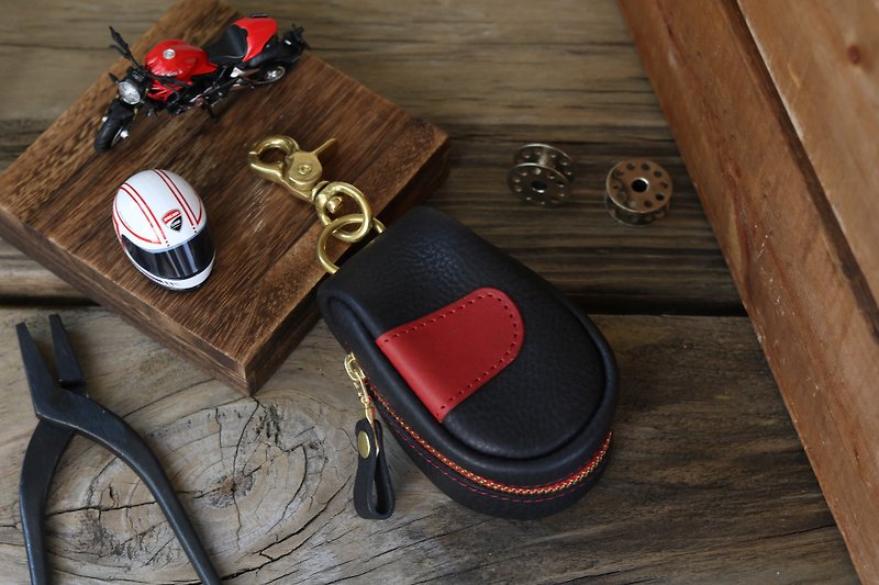 Structural key case / gear car limited - black and red - Keychains - Genuine Leather Red